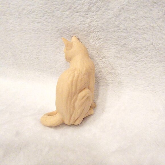 3D Printed Cat Figurine Wooden Creatures - Picture 3 of 3